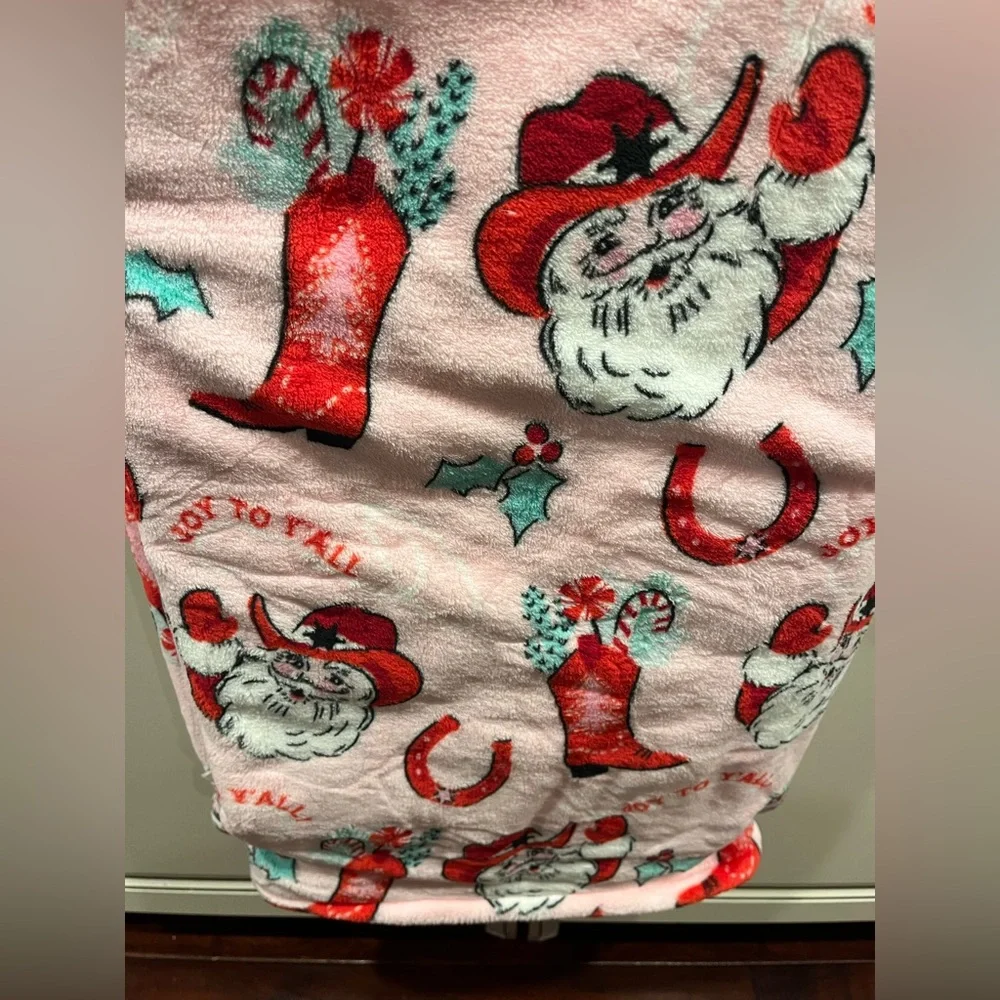 Holly Jolly Velvet Christmas Plush Throw Blanket Cowboy boots and Hat,Horseshoe